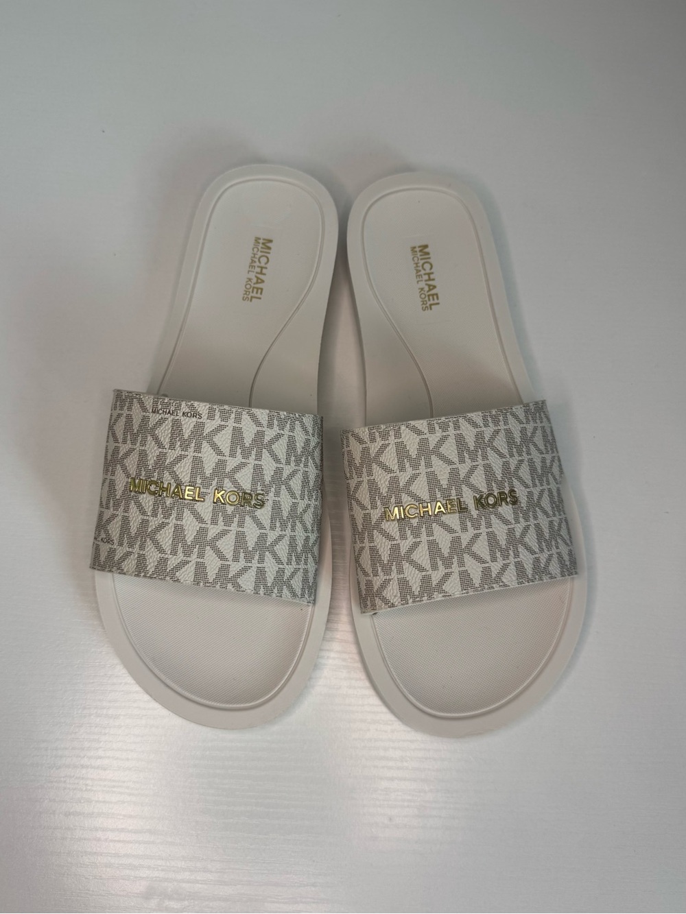 Michael Kors Slide Sandals Vanilla MK Logo Women Size 8M White Gold Slip On